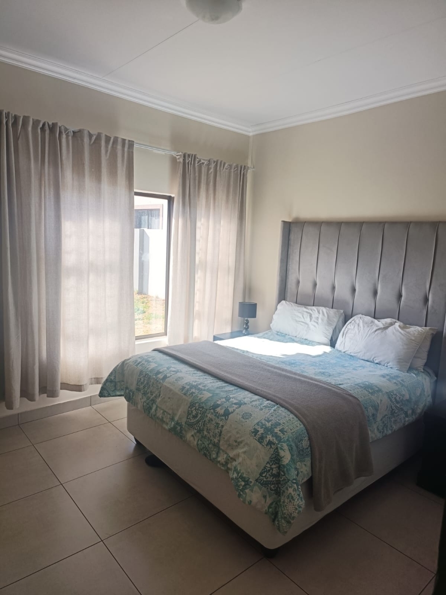 3 Bedroom Property for Sale in Van Der Hoff Park North West